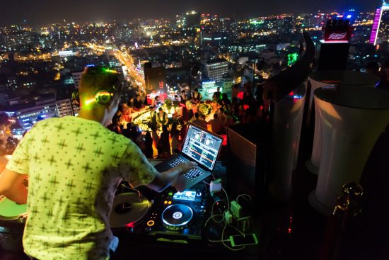 DJ – Party on top of building with music entertainment