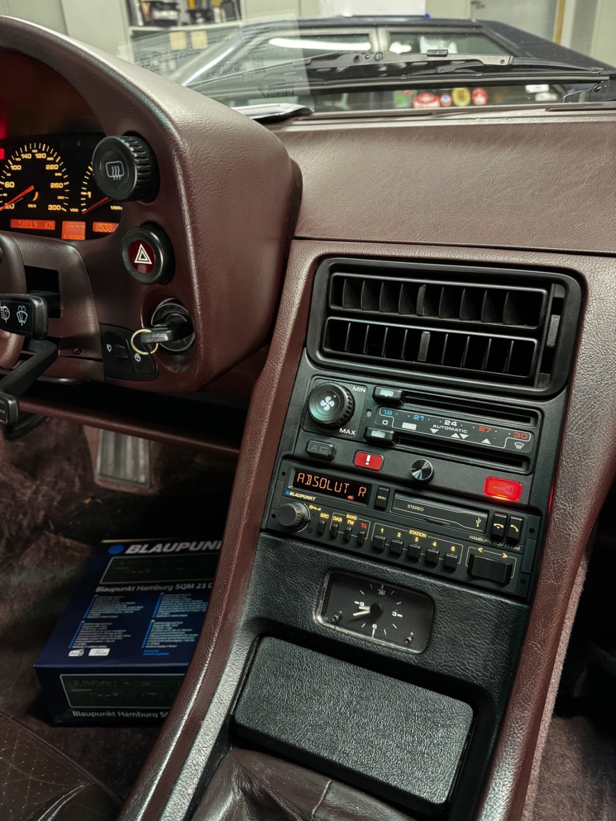 Hamburg-SQM-23-DAB-im-Porsche-928-GT-1987